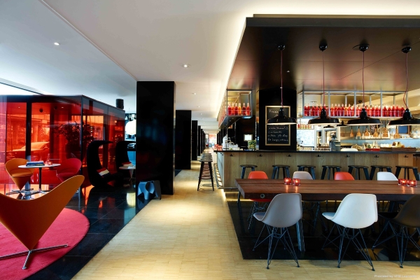 Hotel citizenM Schiphol Airport